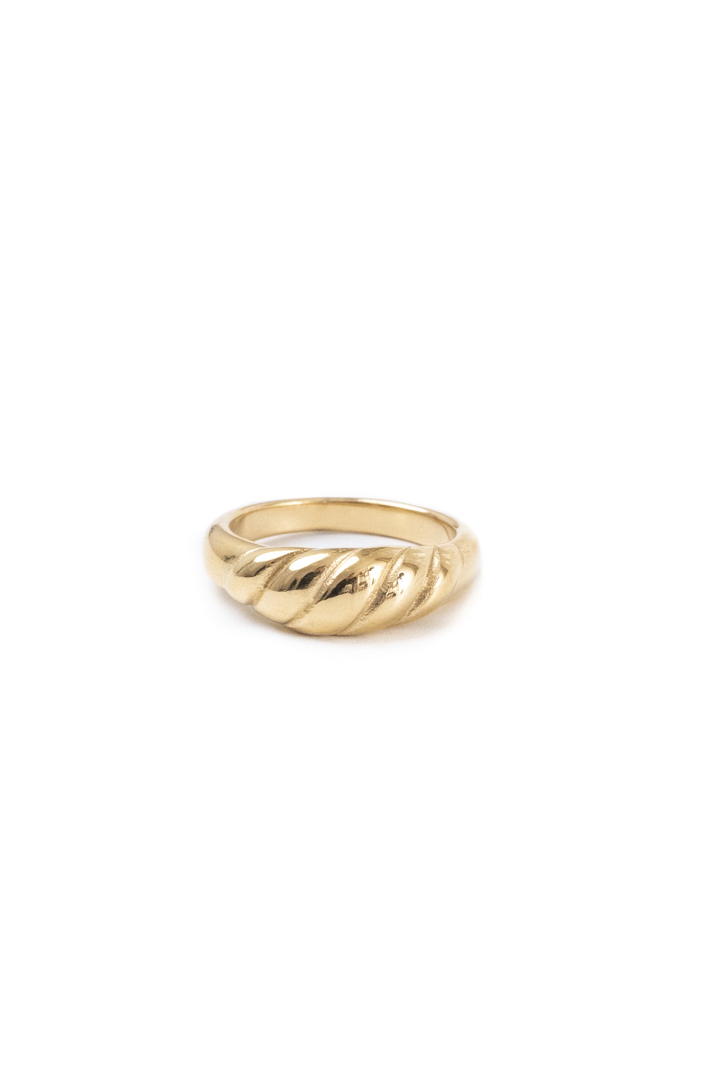 Croissant ring