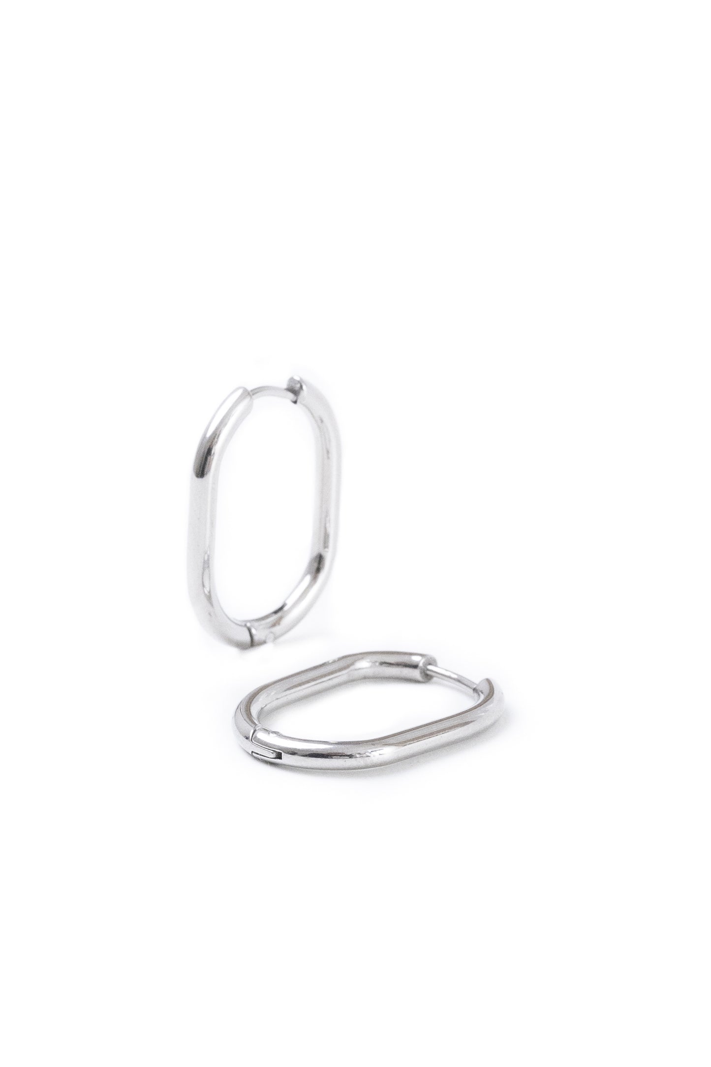 Oval Thin Hoops