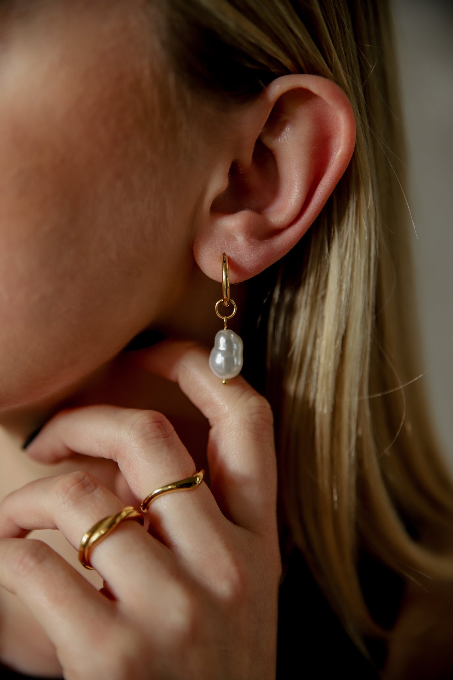 Pearl Hoops