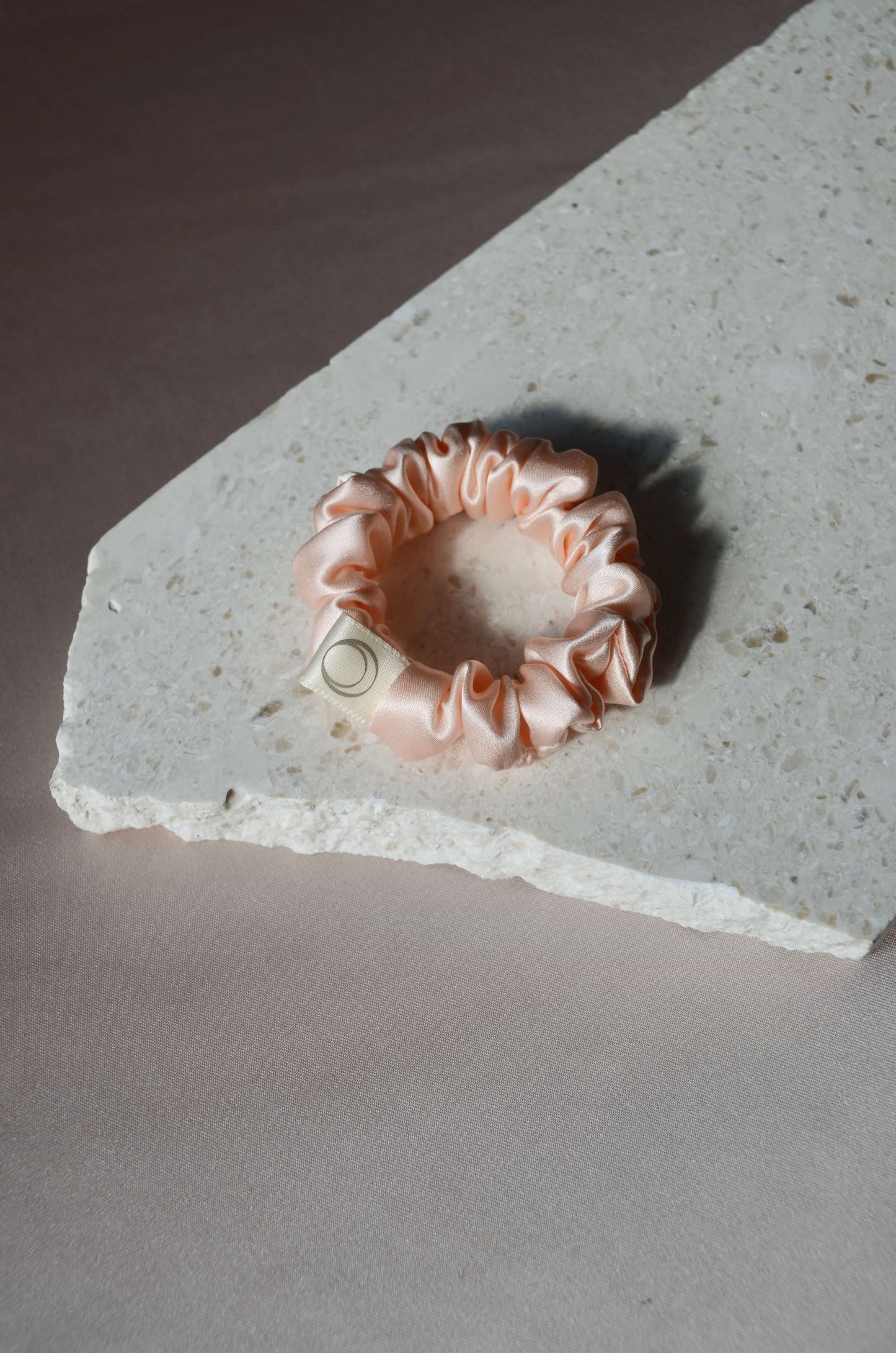 Silk Scrunchie - Peach