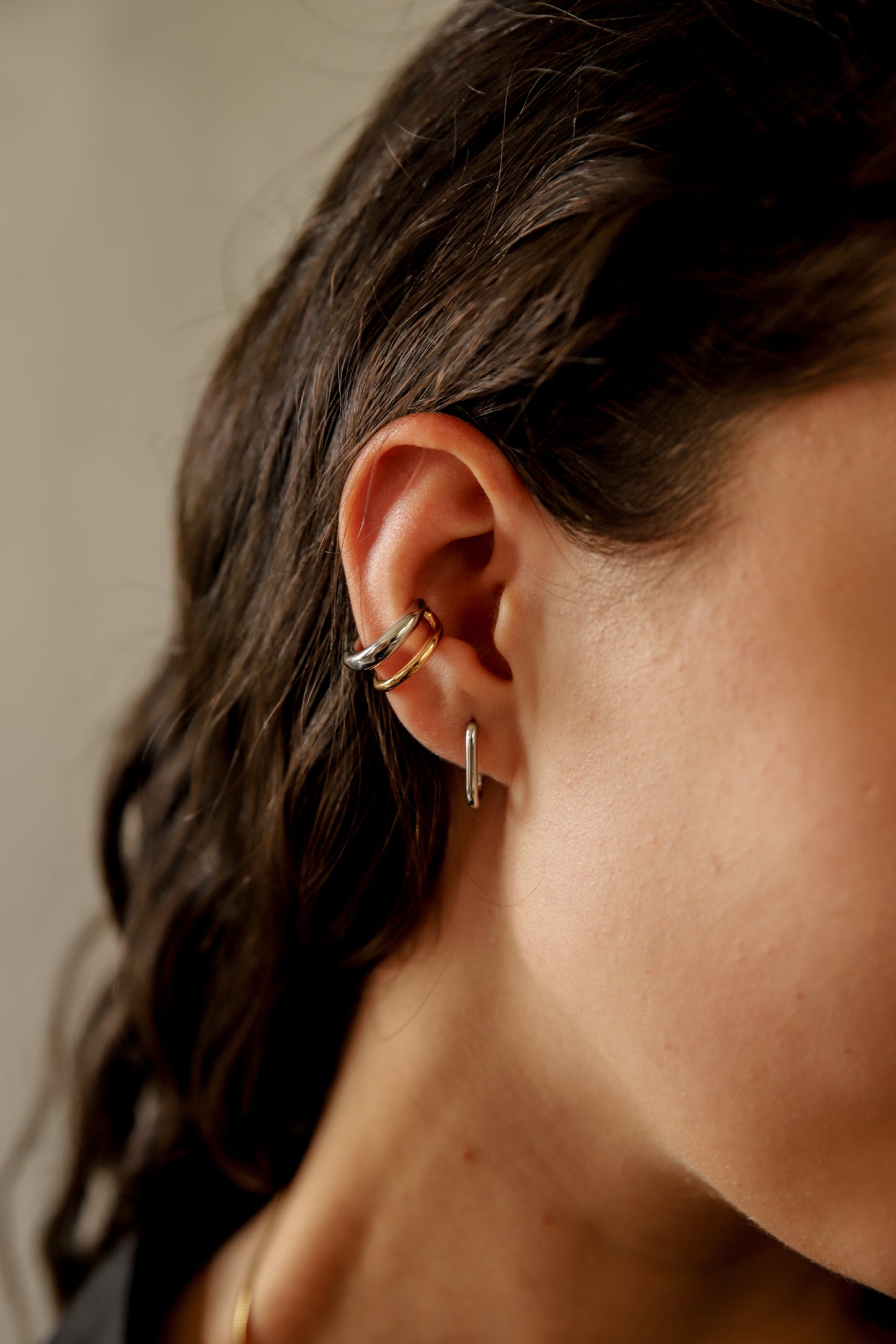 Oval Thin Hoops Mini